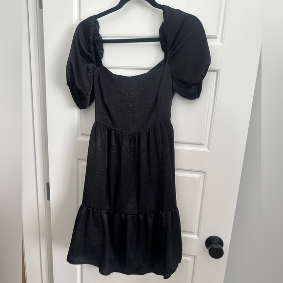 Park & Fifth Elegant Black Open Back Dress - Picture 1 of 3